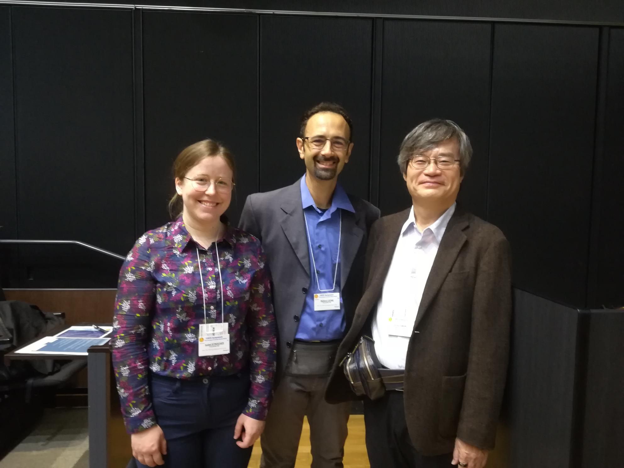 Isabel Streicher und Dr. Stefano Leone vom Fraunhofer IAF mit Nobelpreisträger Prof. Dr. Hiroshi Amano (v. l. n. r.) an der Universität Nagoya