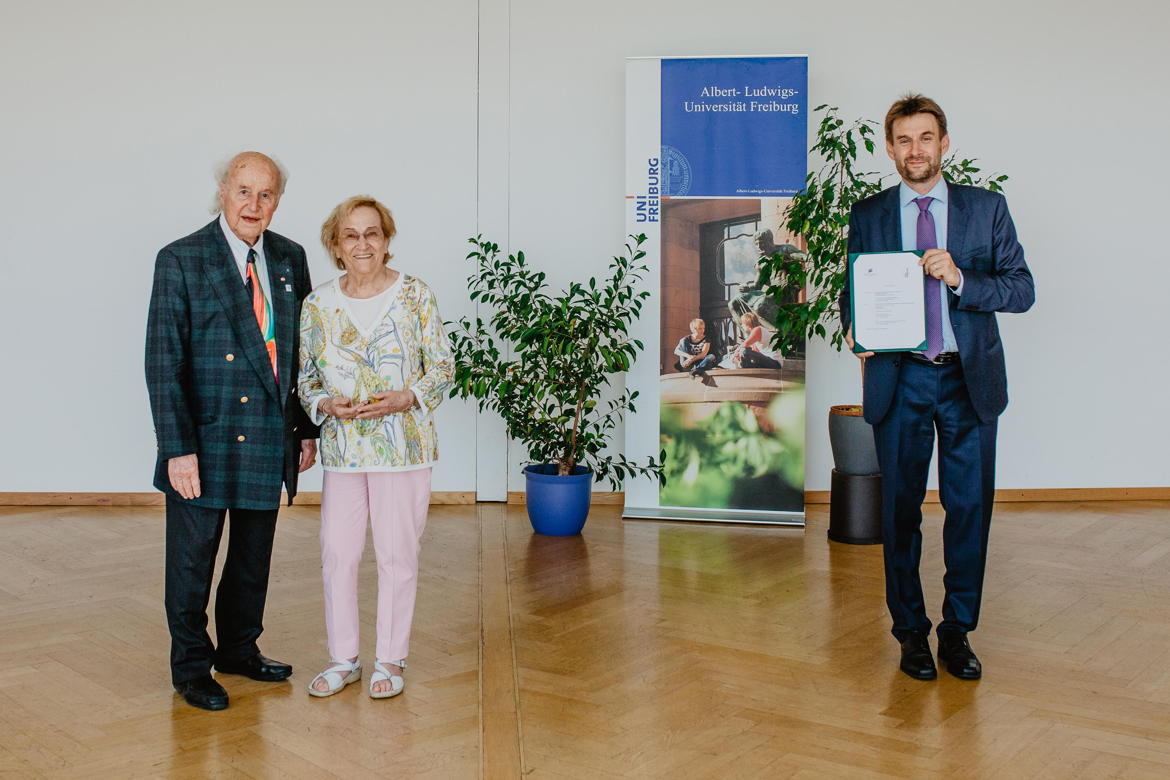 Rüdiger Quay tritt die Namensprofessur an, die das Ehepaar Gerda und Fritz Ruf mit ihrer Stiftung finanziert.