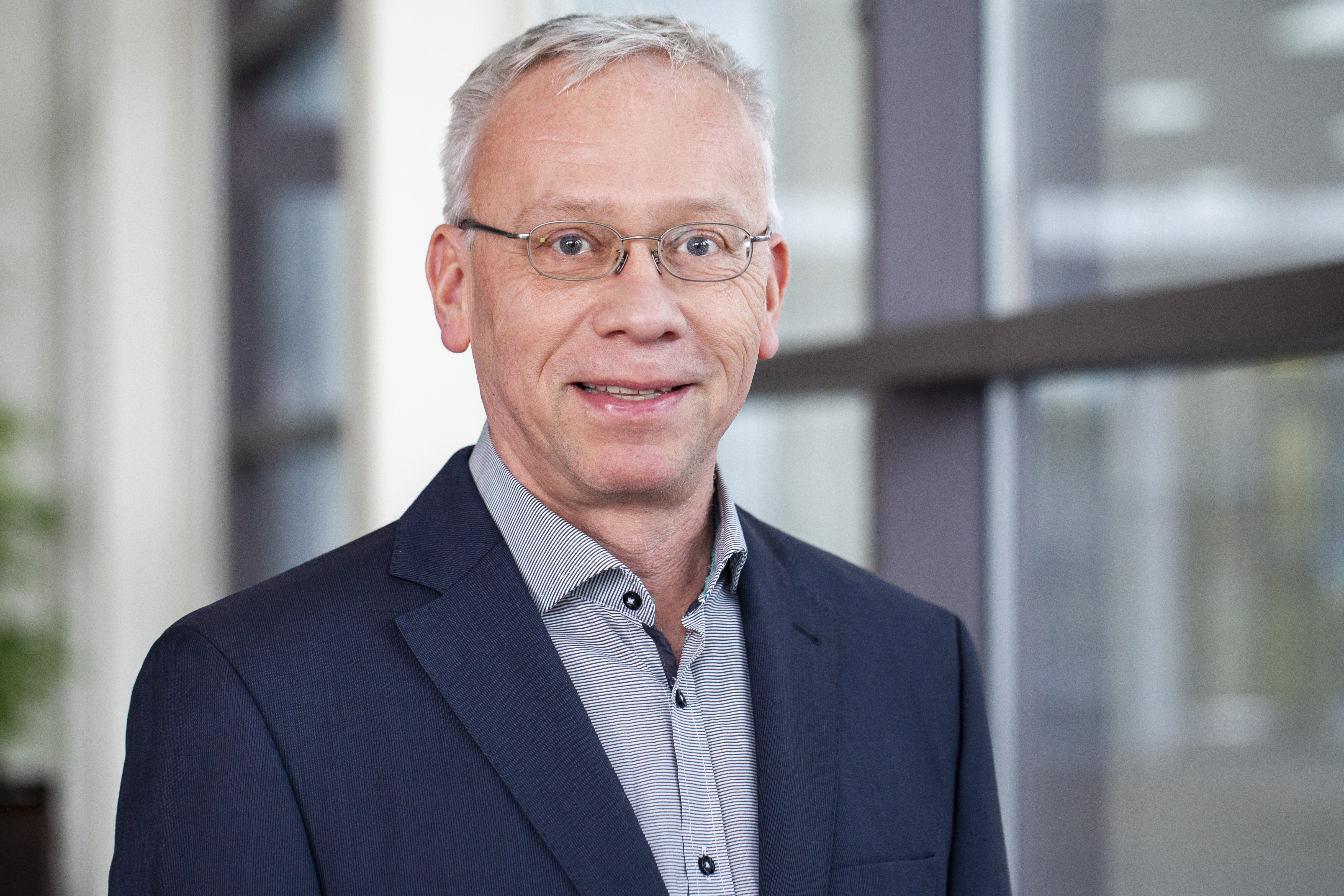 Dr. Michael Mikulla is head of the business unit »Power Electronics« at Fraunhofer IAF